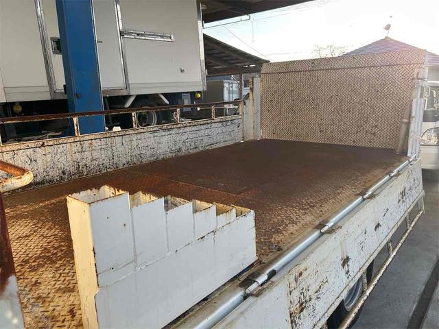 タイタントラック 　トラック　ロング　パワーゲート　ターボ　ＡＴ　後輪ダブル　電動格納ミラー　エアコン　パワーウィンドウ　運転席エアバッグ（20枚目）