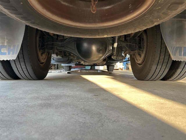 タイタントラック 　トラック　ロング　パワーゲート　ターボ　ＡＴ　後輪ダブル　電動格納ミラー　エアコン　パワーウィンドウ　運転席エアバッグ（26枚目）