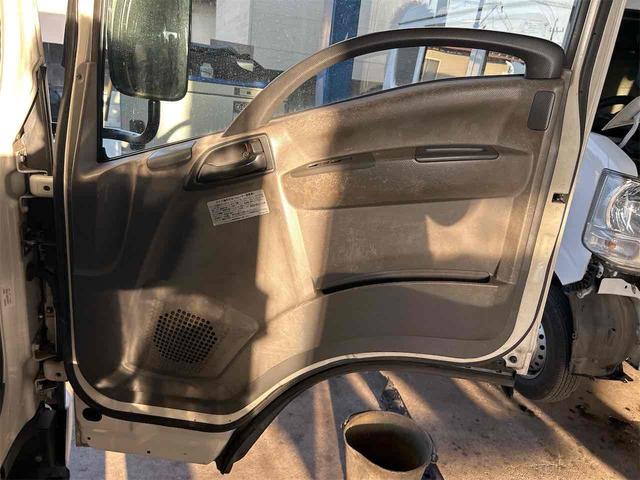 タイタントラック 　トラック　ロング　パワーゲート　ターボ　ＡＴ　後輪ダブル　電動格納ミラー　エアコン　パワーウィンドウ　運転席エアバッグ（53枚目）