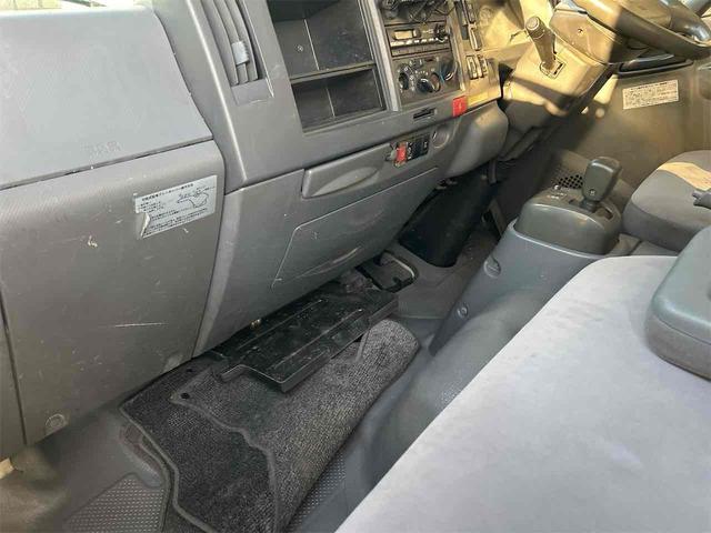 タイタントラック 　トラック　ロング　パワーゲート　ターボ　ＡＴ　後輪ダブル　電動格納ミラー　エアコン　パワーウィンドウ　運転席エアバッグ（56枚目）