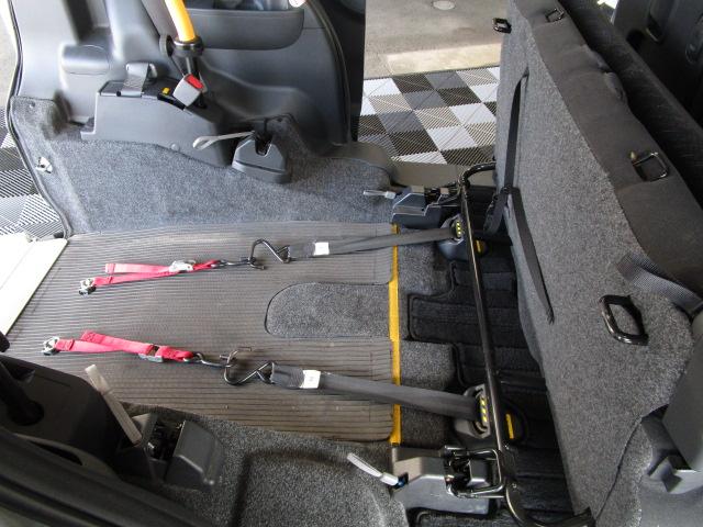 タント カスタムＸ　ＳＡＩＩＩ　リヤシート付仕様　福祉車輌　純正ナビ・フルセグＴＶ　Ｂカメラ　ドラレコ　両側パワスラ　ＬＥＤライト　シートヒーター　スマートキー　純正ＡＷ（20枚目）