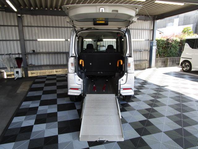 タント カスタムＸ　ＳＡＩＩＩ　リヤシート付仕様　福祉車輌　純正ナビ・フルセグＴＶ　Ｂカメラ　ドラレコ　両側パワスラ　ＬＥＤライト　シートヒーター　スマートキー　純正ＡＷ（22枚目）
