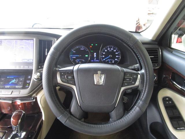 クラウンハイブリッド ロイヤルサルーン 純正ナビ・フルセグTV ETC Bカメラ ドラレコ クルーズコントロール スマートキー 本革シート 電動シート シートヒーター シートエアコン HIDライト MTモード 純正AW(9枚目)