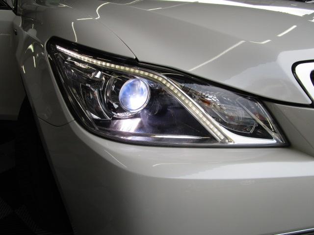 クラウンハイブリッド ロイヤルサルーン 純正ナビ・フルセグTV ETC Bカメラ ドラレコ クルーズコントロール スマートキー 本革シート 電動シート シートヒーター シートエアコン HIDライト MTモード 純正AW(21枚目)