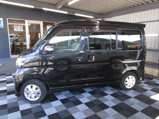 安心の運輸局認証整備工場で国家資格を持った専門スタッフが点検・整備を実施後、ご納車いたします。もちろんアフター（修理・車検・鈑金塗装）も安心してお任せ下さい。■０９６−２７５−５３３０■