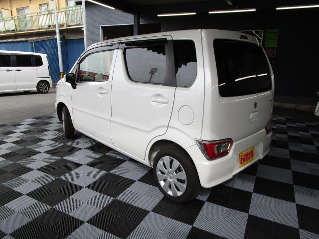 安心の運輸局認証整備工場で国家資格を持った専門スタッフが点検・整備を実施後、ご納車いたします。もちろんアフター（修理・車検・鈑金塗装）も安心してお任せ下さい。■０９６−２７５−５３３０■