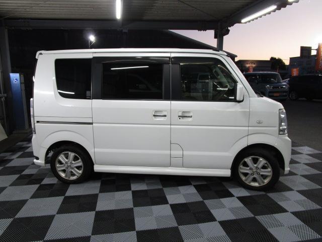 ＮＶ１００クリッパーリオ Ｇ　ターボ　キーレス　ＣＤ　両側パワスラ　ＨＩＤライト　純正ＡＷ（4枚目）