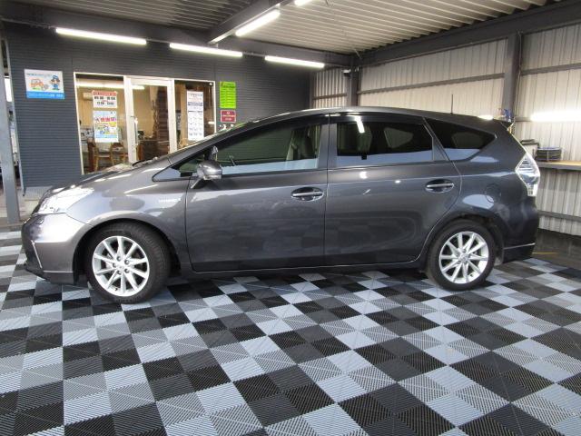 プリウスアルファ Sツーリングセレクション 純正ナビ・フルセグTV ETC Bカメラ スマートキー LEDライト 純正AW(5枚目)