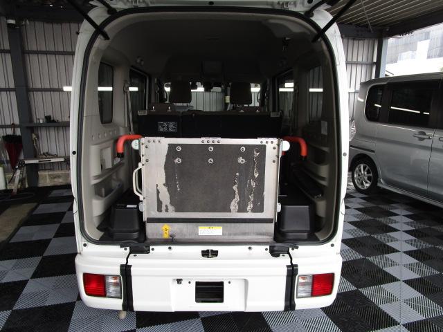 ＮＶ１００クリッパーリオ 　福祉車輌　ターボ　メモリーナビ　Ｂカメラ　スマートキー　両側スライドドア（23枚目）
