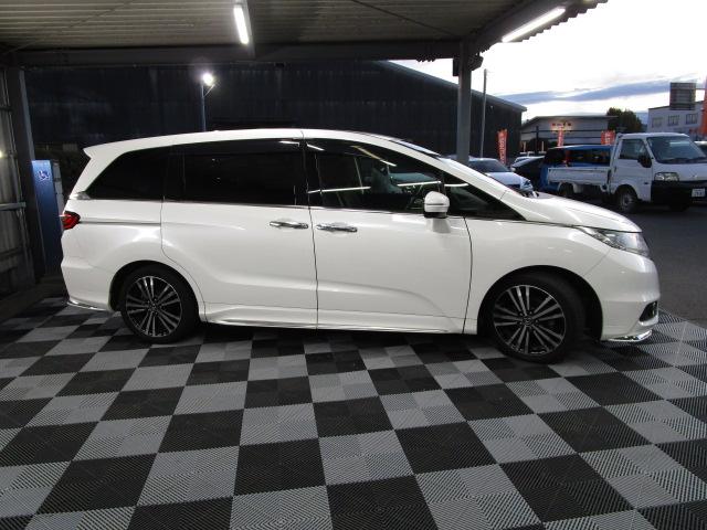 オデッセイ アブソルート・ＥＸホンダセンシング　純正ナビ・フルセグＴＶ　ＥＴＣ　Ｂカメラ　アイドリングストップ　クルーズコントロール　スマートキー　電動シート　両側パワスラ　ＬＥＤライト　ＭＴモード　純正ＡＷ（4枚目）