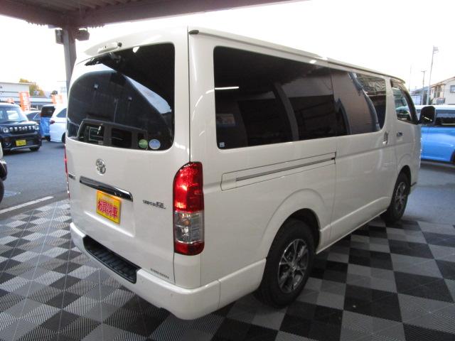 ハイエースバン スーパーＧＬ　ダークプライムＩＩ　ディーゼルターボ　純正ナビ・フルセグＴＶ　全周囲カメラ　ＥＴＣ　ドラレコ　スマートキー　両側スライドドア　後方モニター　ＬＥＤライト　ＭＴモード　純正ＡＷ（7枚目）