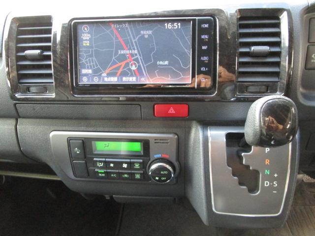 ハイエースバン スーパーＧＬ　ダークプライムＩＩ　ディーゼルターボ　純正ナビ・フルセグＴＶ　全周囲カメラ　ＥＴＣ　ドラレコ　スマートキー　両側スライドドア　後方モニター　ＬＥＤライト　ＭＴモード　純正ＡＷ（11枚目）