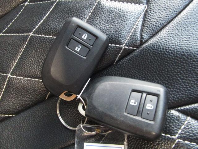 ハイエースバン スーパーＧＬ　ダークプライムＩＩ　ディーゼルターボ　純正ナビ・フルセグＴＶ　全周囲カメラ　ＥＴＣ　ドラレコ　スマートキー　両側スライドドア　後方モニター　ＬＥＤライト　ＭＴモード　純正ＡＷ（20枚目）