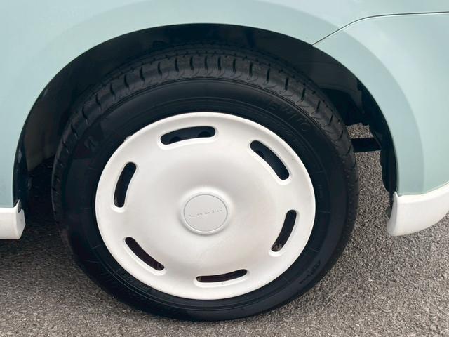 アルトラパン リミテッド　純正エアロ　ナビ　ＴＶ　ＣＤ　ＤＶＤ　Ｂｌｕｅｔｏｏｔｈ　バックカメラ　スマートキー　プッシュスタート　電動格納ミラー　シートヒーター　ツートンカラー（6枚目）