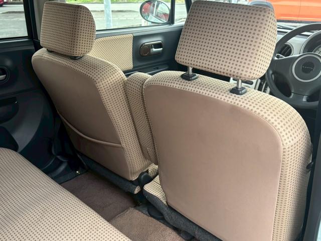 アルトラパン リミテッド　純正エアロ　ナビ　ＴＶ　ＣＤ　ＤＶＤ　Ｂｌｕｅｔｏｏｔｈ　バックカメラ　スマートキー　プッシュスタート　電動格納ミラー　シートヒーター　ツートンカラー（14枚目）