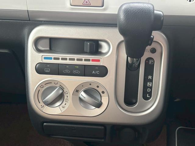 アルトラパン リミテッド　純正エアロ　ナビ　ＴＶ　ＣＤ　ＤＶＤ　Ｂｌｕｅｔｏｏｔｈ　バックカメラ　スマートキー　プッシュスタート　電動格納ミラー　シートヒーター　ツートンカラー（24枚目）