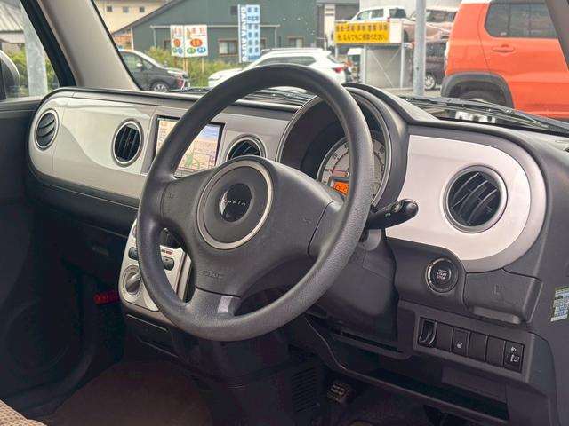 アルトラパン リミテッド　純正エアロ　ナビ　ＴＶ　ＣＤ　ＤＶＤ　Ｂｌｕｅｔｏｏｔｈ　バックカメラ　スマートキー　プッシュスタート　電動格納ミラー　シートヒーター　ツートンカラー（27枚目）