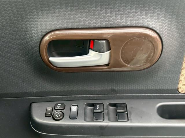 アルトラパン リミテッド　純正エアロ　ナビ　ＴＶ　ＣＤ　ＤＶＤ　Ｂｌｕｅｔｏｏｔｈ　バックカメラ　スマートキー　プッシュスタート　電動格納ミラー　シートヒーター　ツートンカラー（31枚目）