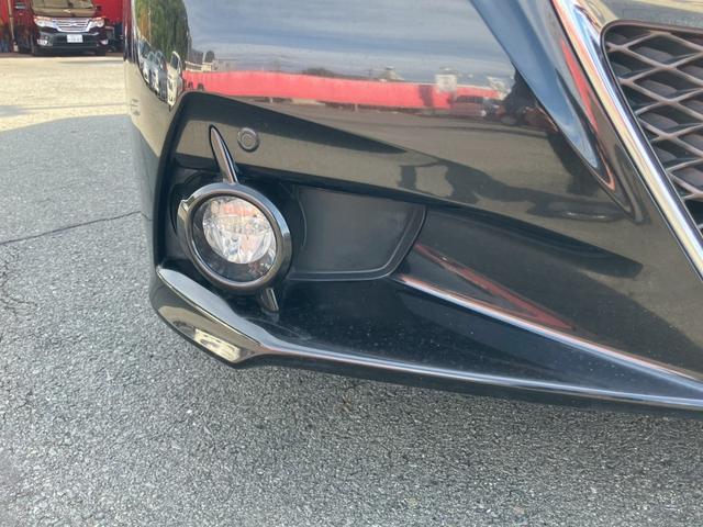 【自社リペア工場も完備】大事なクルマが傷ついてしまった場合でも、トラストにお任せください！自社のリペア工場にて修理が可能です！もちろん自動車保険のご相談も承っております。