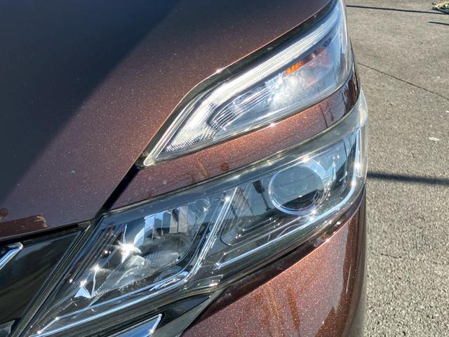 セレナ ハイウェイスター　Ｖセレクション　９型ナビ　ＴＶ　ＣＤ　ＤＶＤ　ＢＴ　全方位カメラ　ＥＴＣ　後席モニター　両側ハンズフリーオートスライドドア　プレミアムインテリアハーフレザーシート　エマージェンシーブレーキ　ＬＥＤライト　フォグ（5枚目）