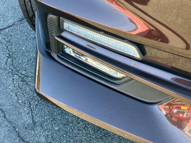 セレナ ハイウェイスター　Ｖセレクション　９型ナビ　ＴＶ　ＣＤ　ＤＶＤ　ＢＴ　全方位カメラ　ＥＴＣ　後席モニター　両側ハンズフリーオートスライドドア　プレミアムインテリアハーフレザーシート　エマージェンシーブレーキ　ＬＥＤライト　フォグ（6枚目）