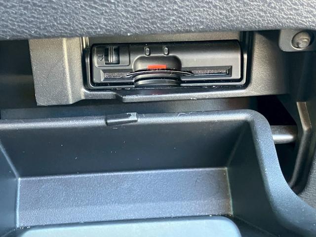 セレナ ハイウェイスター　Ｖセレクション　９型ナビ　ＴＶ　ＣＤ　ＤＶＤ　ＢＴ　全方位カメラ　ＥＴＣ　後席モニター　両側ハンズフリーオートスライドドア　プレミアムインテリアハーフレザーシート　エマージェンシーブレーキ　ＬＥＤライト　フォグ（42枚目）