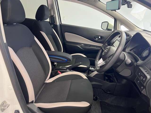 ノート １．２　ｅ－ＰＯＷＥＲ　Ｘ　Ｖセレクション　アラウンドカメラ　ワンオ－ナ－車　運転席助手席エアバック　エアバッグ　衝突被害軽減装置　イモビライザー　ＬＥＤヘッドライト　パワーウインドウ　レーンアシスト　ＥＴＣ　アルミホイール　スマートキー（17枚目）