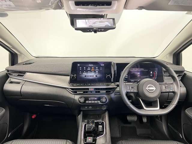 オーラ 1.2 G レザーエディション ワンオーナ 追突防止 レーダークルーズ 本革 車線逸脱警報装置 LED 盗難防止 記録簿 バックモニター ETC インテリジェントキー メモリーナビゲーション AW キーレスエントリー オートエアコン(4枚目)