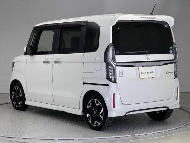 N-BOXカスタム カスタム 660 G L ターボ ホンダセンシング ETC 両側電動スライドドア メモリーナビ Bl 両側PWスライドドア 車線逸脱 Bモニタ Iストップ セキュリティー 点検記録簿 クルーズコントロール ナビTV キーレスエントリー LEDランプ 助手席エアバック ワンセグテレビ PW サイドSRS(6枚目)