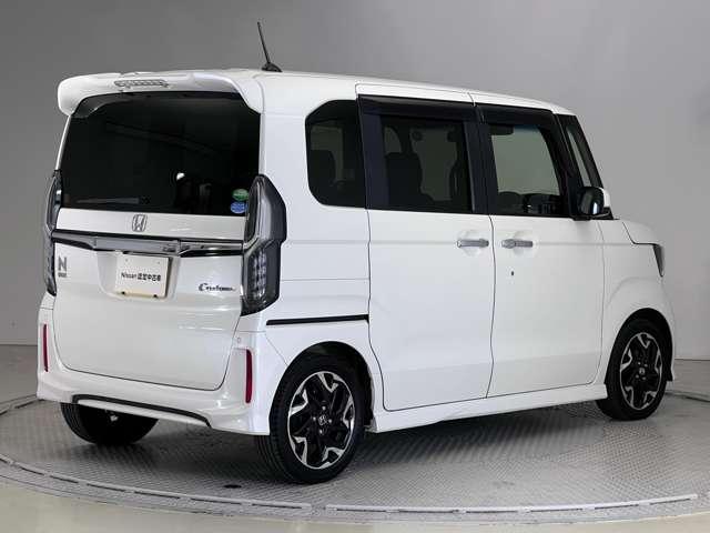 N-BOXカスタム カスタム 660 G L ターボ ホンダセンシング ETC 両側電動スライドドア メモリーナビ Bl 両側PWスライドドア 車線逸脱 Bモニタ Iストップ セキュリティー 点検記録簿 クルーズコントロール ナビTV キーレスエントリー LEDランプ 助手席エアバック ワンセグテレビ PW サイドSRS(8枚目)