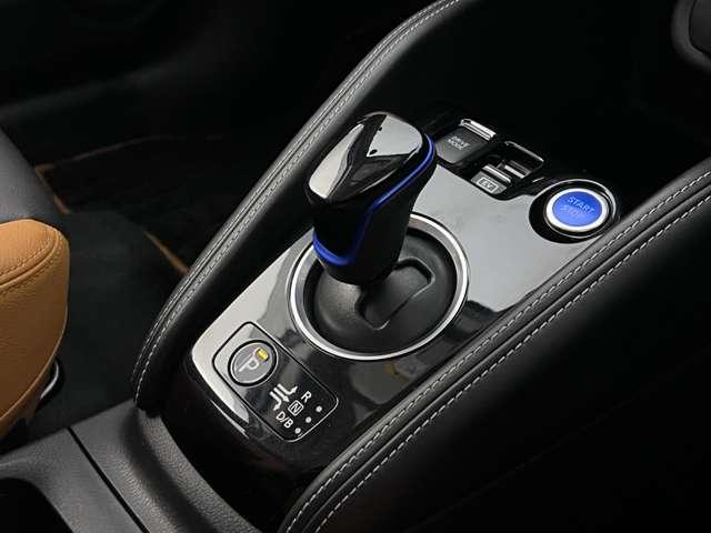 キックス １．２　Ｘ　ツートーン　インテリアエディション　（ｅ－ＰＯＷＥＲ）　エマージェンシーＢ　セキュリティ　アラウンドモニター　ＬＥＤ　ワンオーナ　エアコン　ドラレコ　スマートキー　記録簿　ＥＴＣ　メモリーナビ　サイドエアバック　ＡＷ　キーレス　寒冷地仕様　ワンセグＴＶ（14枚目）