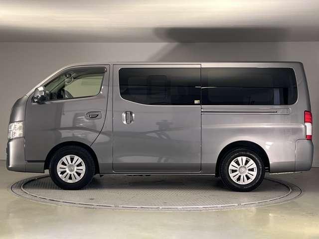 キャラバン 2.0 プレミアムGX ロングボディ 衝突軽減 1オーナー ドライブレコーダー LED 前席パワーウインドウ レーンキープアシスト ABS バックカメラ メモリーナビ オートエアコン キーレス ETC エアバッグ アラウンドビューモニター(4枚目)