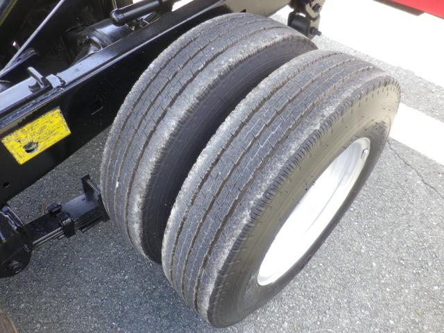 デュトロ ３ｔ　全低床　強化ダンプ　４ナンバー（30枚目）