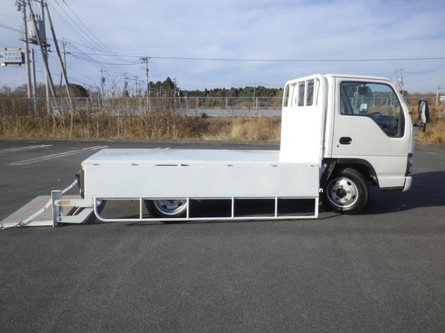 エルフトラック ２ｔ　全低床　アーム式パワーゲート（24枚目）