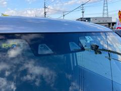 セーフティサポート★高速走行で便利な全車速追走機能付き♪前方不注意などで車線をはみ出しそうになるとブザー音警報でドライバーに注意を促す車線逸脱警報機能♪ 4