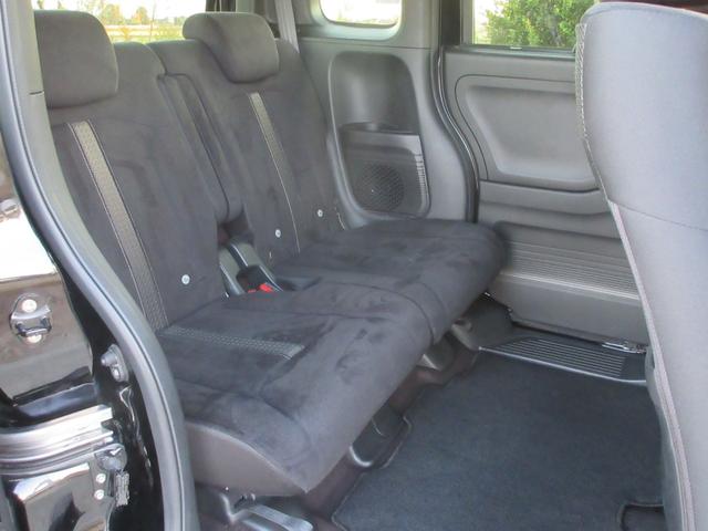 N-BOXカスタム G・Lホンダセンシング SDナビ・CD・フルセグTV・DVD再生・Bluetooth・バックカメラ・両側電動スライドドア・レーンキープアシスト・ETC・スマートキー・オートライト・LEDヘッドライト・ベンチシート(12枚目)