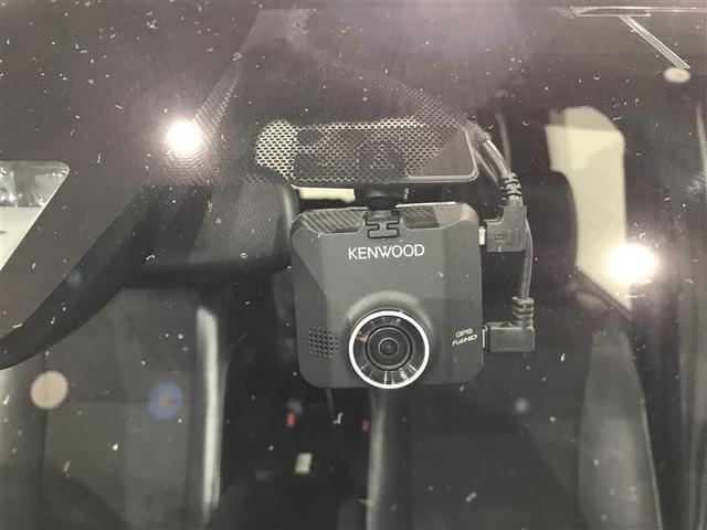 ノア Ｓｉ　ダブルバイビー　クルーズＣ　ブレーキサポート　エアコン　ウォークスルー　点検記録簿　ＡＵＸ　ＬＥＤライト　ナビ＆ＴＶ　横滑防止装置　ＷＡＣ　アルミホイール　パワーウインドウ　フルセグ　盗難防止　ＤＶＤ再生可　ドラレコ（5枚目）