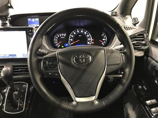 ノア Ｓｉ　ダブルバイビー　クルーズＣ　ブレーキサポート　エアコン　ウォークスルー　点検記録簿　ＡＵＸ　ＬＥＤライト　ナビ＆ＴＶ　横滑防止装置　ＷＡＣ　アルミホイール　パワーウインドウ　フルセグ　盗難防止　ＤＶＤ再生可　ドラレコ（11枚目）