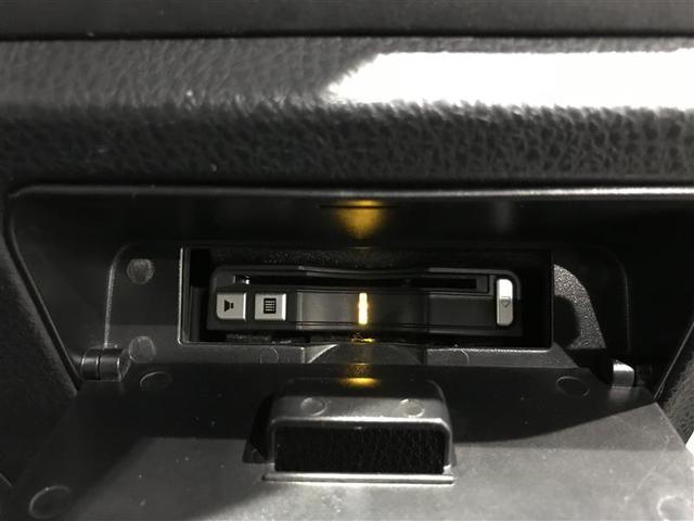 ノア Ｓｉ　ダブルバイビー　クルーズＣ　ブレーキサポート　エアコン　ウォークスルー　点検記録簿　ＡＵＸ　ＬＥＤライト　ナビ＆ＴＶ　横滑防止装置　ＷＡＣ　アルミホイール　パワーウインドウ　フルセグ　盗難防止　ＤＶＤ再生可　ドラレコ（13枚目）