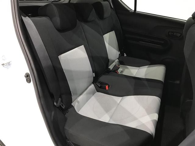 アクア Ｓ　キーレスエントリ　フルセグ地デジ　イモビ　ナビ＆ＴＶ　オートエアコン　デュアルエアバック　ＥＳＣ　Ｂカメラ　パワーウィンドウ　ＡＵＸ端子　ＤＶＤ再生可能　ＳＲＳ　パワーステアリング　ＡＢＳ　記録簿付（24枚目）