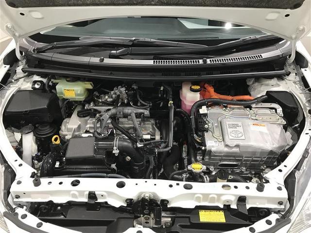 アクア Ｓ　キーレスエントリ　フルセグ地デジ　イモビ　ナビ＆ＴＶ　オートエアコン　デュアルエアバック　ＥＳＣ　Ｂカメラ　パワーウィンドウ　ＡＵＸ端子　ＤＶＤ再生可能　ＳＲＳ　パワーステアリング　ＡＢＳ　記録簿付（32枚目）