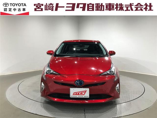 TOYOTA PRIUS A PREMIUM TOURING SELECTION