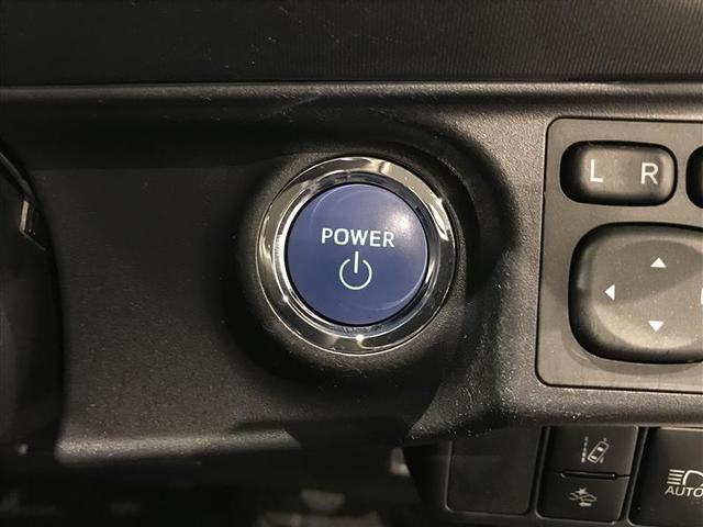 アクア Ｓスタイルブラック　ＡＵＸ端子　記録簿あり　バックモニタ－　地デジフルセグ　ナビＴＶ　イモビライザー　スマートキープッシュスタート　Ｗエアバッグ　キーフリ　メモリーナビゲーション　ドラレコ付き　横滑り防止装置付き　ＡＢＳ（12枚目）