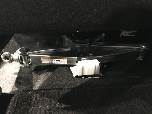 アクア Ｓスタイルブラック　ＡＵＸ端子　記録簿あり　バックモニタ－　地デジフルセグ　ナビＴＶ　イモビライザー　スマートキープッシュスタート　Ｗエアバッグ　キーフリ　メモリーナビゲーション　ドラレコ付き　横滑り防止装置付き　ＡＢＳ（24枚目）