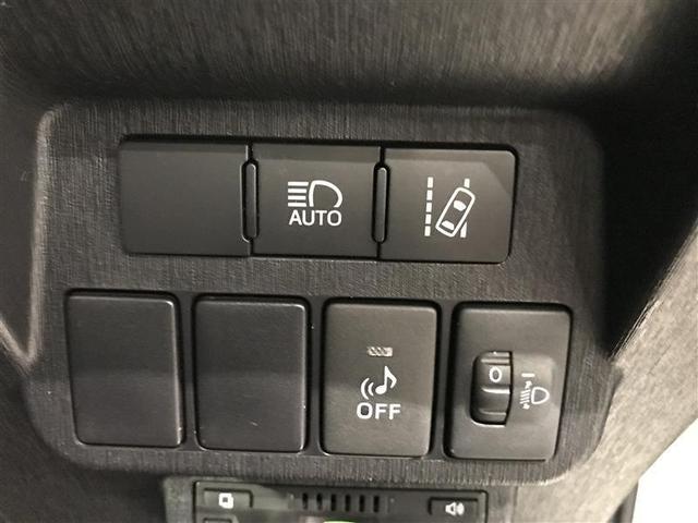 プリウスアルファ S Lセレクション AUX メモリーナビゲーション イモビライザー Bカメラ サイドカーテンエアバック ABS付き キーフリーシステム AAC 地デジ 点検記録簿 ESC ETC車載器 Wエアバッグ パワーステアリング(4枚目)