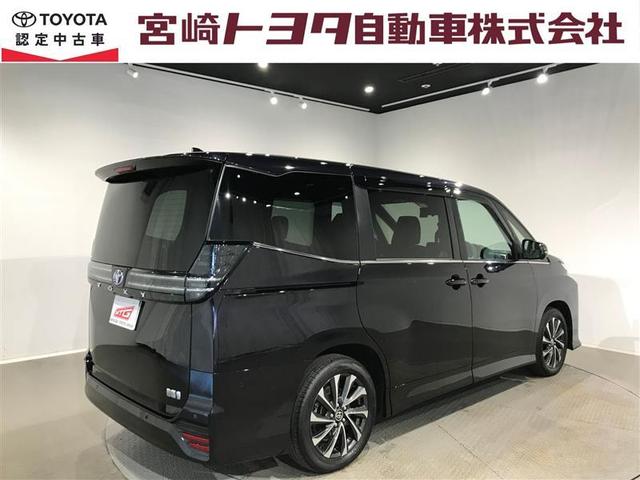 ヴォクシー ハイブリッドＳ－Ｚ　パワーウィンドウ　ＤＶＤ再生機能　インテリキー　横滑防止装置　地デジＴＶ　アクティブクルーズコントロール　フルオートエアコン　リアカメラ　エアバッグ　ＡＢＳ　１００Ｖ充電　ナビＴＶ　ＷＡＣ　キーレス（38枚目）