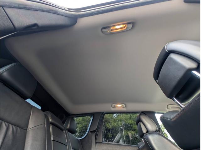 ジープ・グランドチェロキー リミテッド 4x4 新品☆NITTOリッジグラップラー☆4本 エアサスペンション WL専用18インチグロスブラックホイール パワーリアゲート シート&ステアリングヒーター オートヘッドライト コーナーセンサー(47枚目)