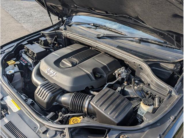 ジープ・グランドチェロキー リミテッド 4x4 新品☆NITTOリッジグラップラー☆4本 エアサスペンション WL専用18インチグロスブラックホイール パワーリアゲート シート&ステアリングヒーター オートヘッドライト コーナーセンサー(67枚目)