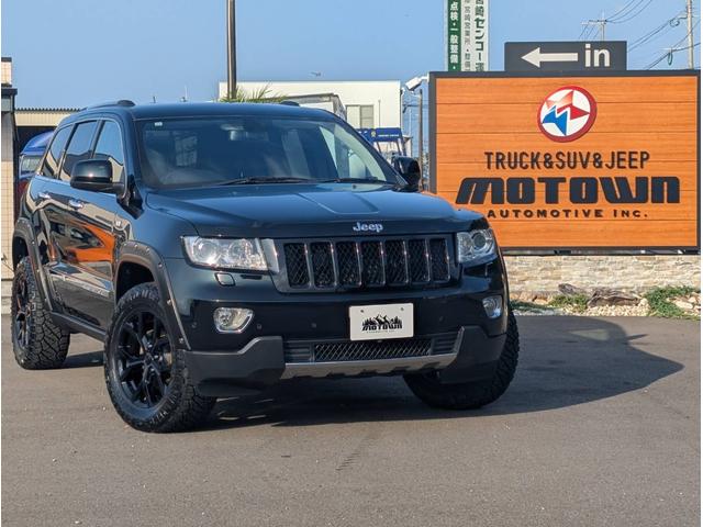 ジープ・グランドチェロキー リミテッド 4x4 新品☆NITTOリッジグラップラー☆4本 エアサスペンション WL専用18インチグロスブラックホイール パワーリアゲート シート&ステアリングヒーター オートヘッドライト コーナーセンサー(80枚目)