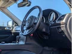 ���롼������ȥ����롦�����ȥإåɥ饤�Ȥʤ�¿�ͤ�������̥��Ū�Ǥ��� 3